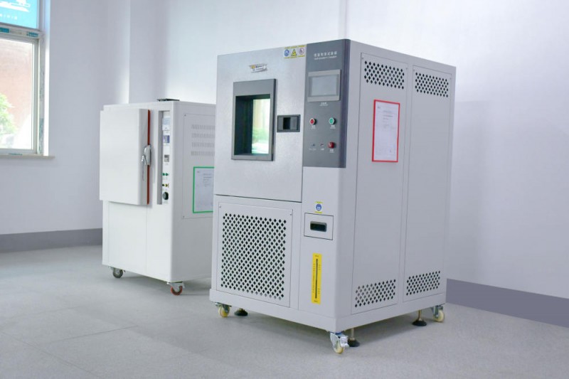 Yellowing resistance testing machine and constant temperature and humidity test chamber