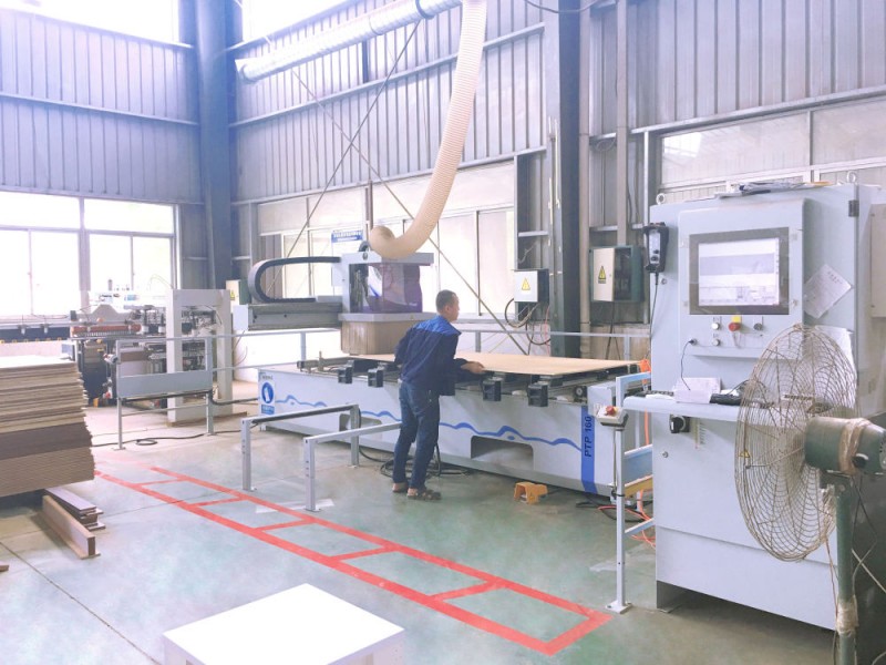 Wooden CNC machining center